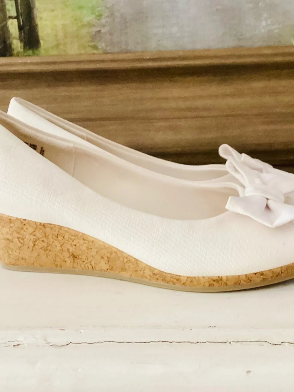 American Eagle Fabric Wedge Size Girls Youth 3 Pumps White Bow Peep Toe Cork
